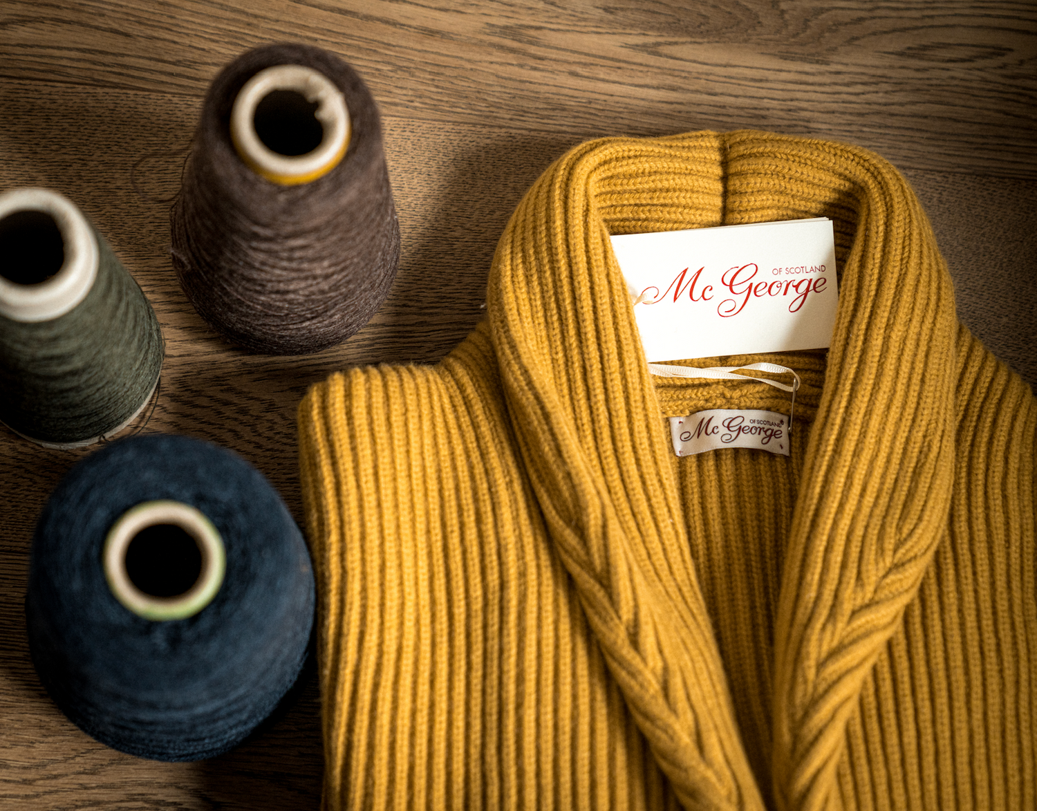 Yarns and sweater of Scottish fine cashmere knitwear