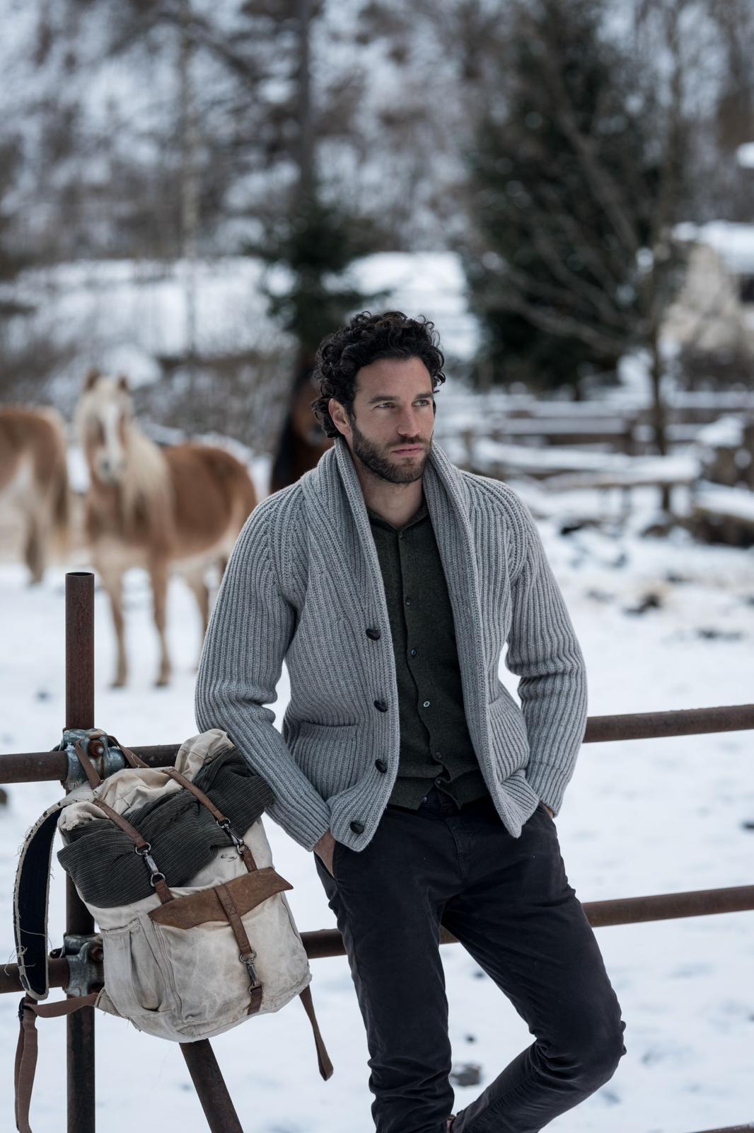 New Collection Scottish fine cashmere knitwear